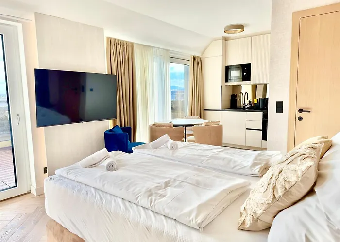 Rooftop Deluxe Legrand *
